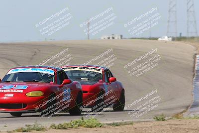 media/Apr-30-2022-CalClub SCCA (Sat) [[98b58ad398]]/Group 5/Race (Outside Grapevine)/